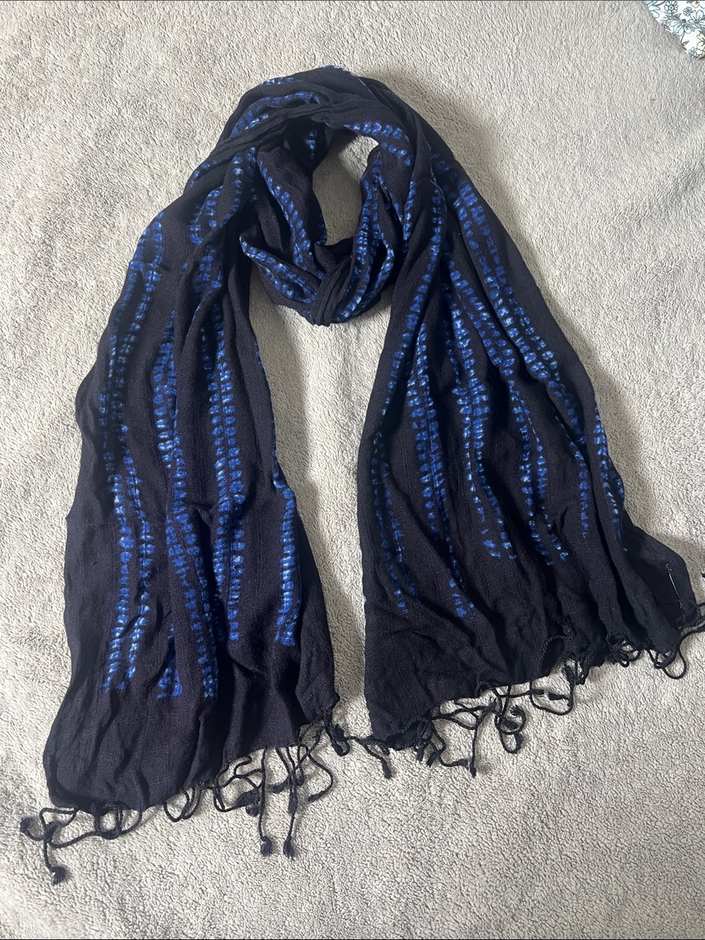 Lucky Brand Black Scarf with Blue Tie-Dye Stripes